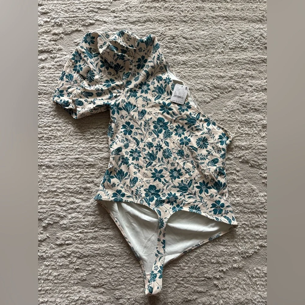 NWT Free People Somethin' Bout You floral one-shoulder bodysuit Size L